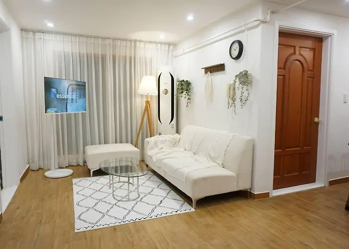 Ou House *
