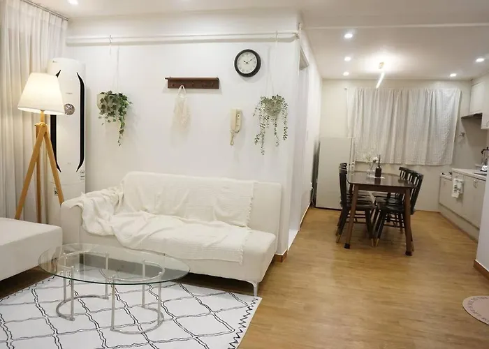 Ou House